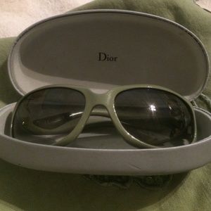 Authetic Dior Sunglasses Light Green